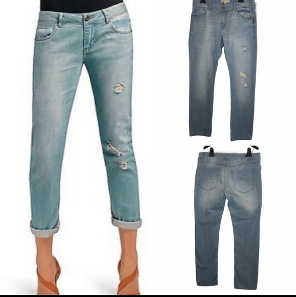 CAbi Denim - ❣🎉HP🎉❣Cabi Distressed Brett Boyfriend Jeans